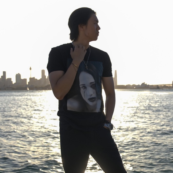 The Real TeeSea; M; Men’s 100% Cotton Black & Grey Graphic Short Sleeve T-Shirt! - Picture 6 of 9